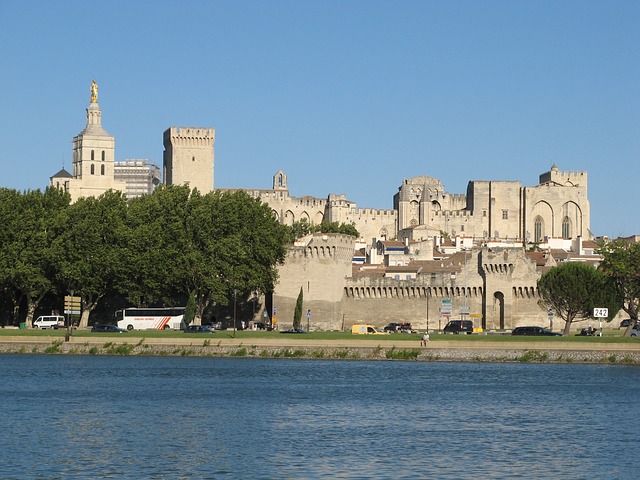 "Beaux villages autour d'uzès "