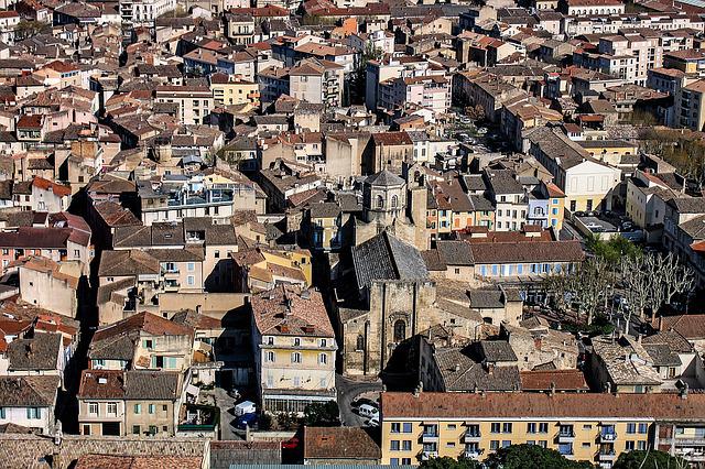 Beaux villages autour de Arles